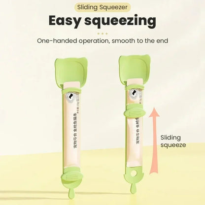 New Cat Treat Squeeze Spoon - Mess-Free Pet Feeding Tool for Cats, Snack Scoop, and Essential Pet Supplies