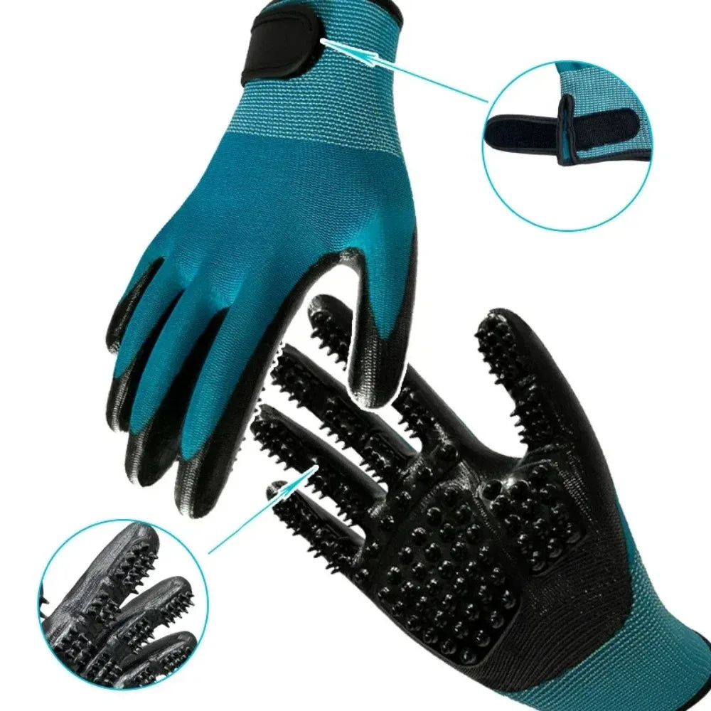 A Pair of Pet Bath Gloves Massage Clean Remove Floating Hair Pet Grooming Hair Removal Rubber Wear Resistant Non-Slip Pet Gloves